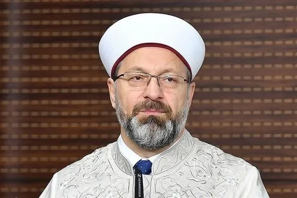 Erbaş: Kur’an-ı Kerim’i en güzel şekilde okumalı, anlamalı, yaşamalıyız