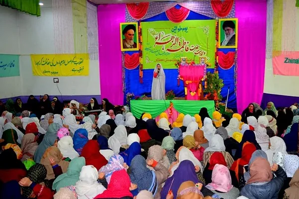برپایی جشن «فاطمه فاطمه» در مسجد دهلی + عکس