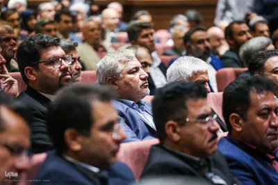 جلسه شورای برنامه ریزی استان فارس با حضور رییس جمهور