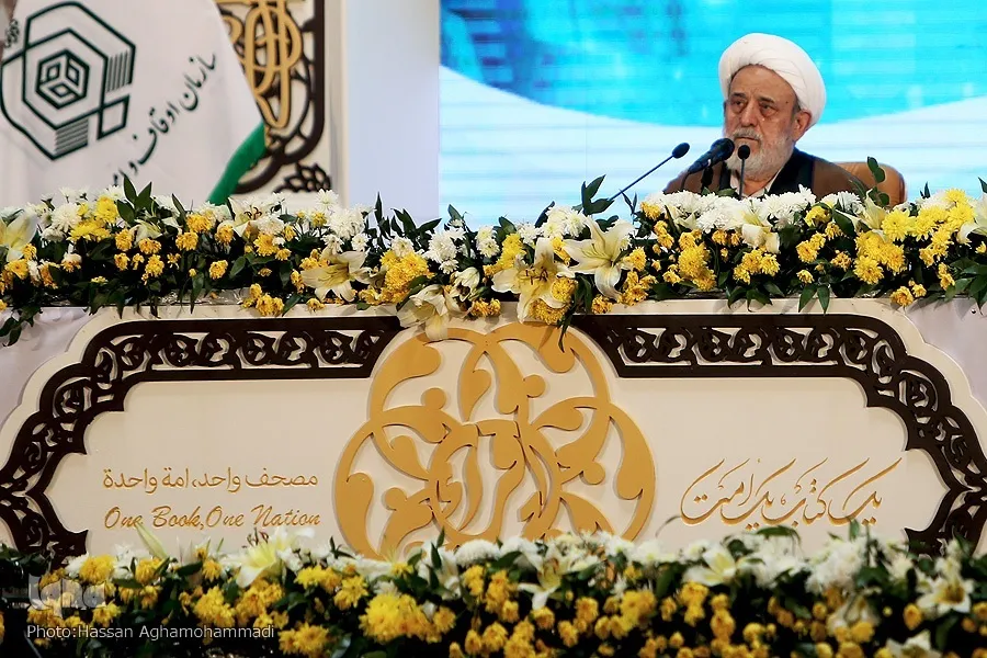 لغزش دولت‌های اسلامی به دلیل فقدان معلمان واقعی قرآن است
