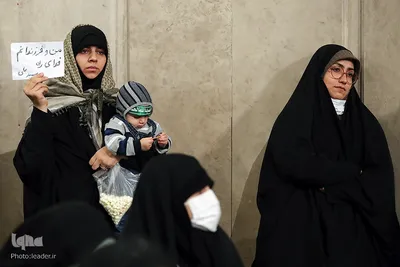 دیدار جمعی از بانوان فرهیخته کشور با رهبر انقلاب اسلامی