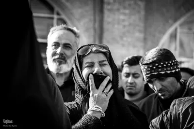 تجمع سوگواران امام خامنه‌ای در میدان امام اصفهان
