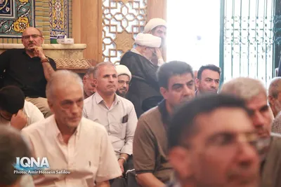 مراسم چهلمین روز خاکسپاری رهبر شهید در بازار تهران