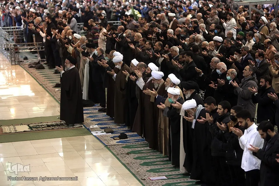 اقامه نماز عید قربان به امامت حجت‌الاسلام سیداحمد خاتمی