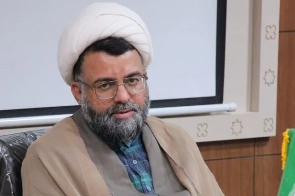 تدریس با جهت‌گیری الهی در دانشگاه‌ها تبدیل به گفتمان شود