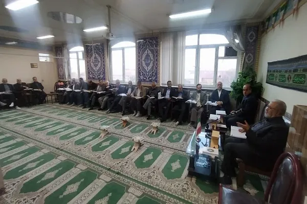 جلسه تفسیر قرآن ویژه مدیران اجرایی آذربایجان‌شرقی