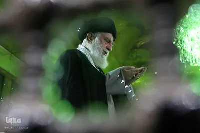 حضور رهبر انقلاب در مرقد مطهر امام خمینی(ره) و گلزار شهدا