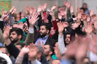 دیدار هزاران نفر از مداحان و ستایشگران اهل بیت(ع)