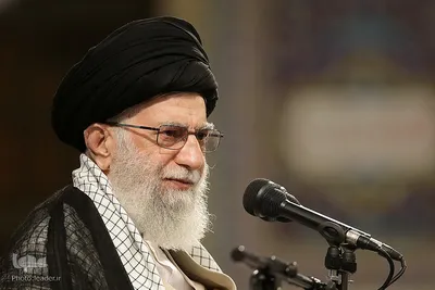 حضرت آیت‌الله العظمی خامنه‌ای، رهبر معظم انقلاب اسلامی
