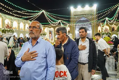 حرم مطهر رضوی در شب میلاد حضرت رضا(ع)
