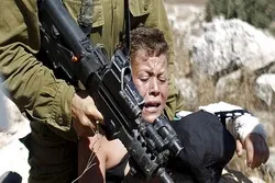 Askari wa Israel wawakamata watoto walopeperusha bendera ya Palestina Al Aqsa