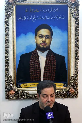 محفل انس با قرآن کاروان قرآنی انقلاب در منزل قاری شهید منا، مهاجر الی الله محسن حاجی حسنی کارگر 
