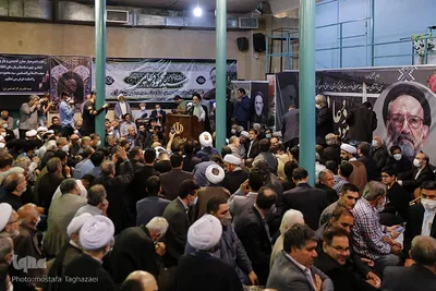 مراسم وداع با پیکر حجت الاسلام و المسلمین سید محمود دعایی در حسینیه جماران
