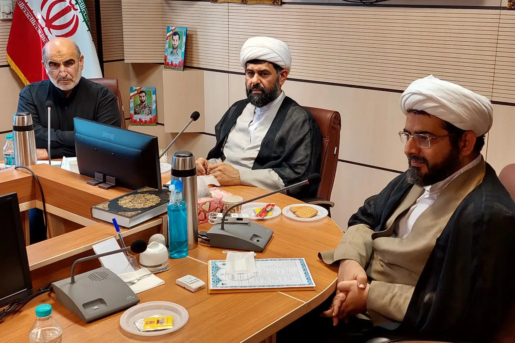 نشست کمیته قرارگاه خادمان و یاوران قرآنی سپهبد سلیمانی برگزار شد