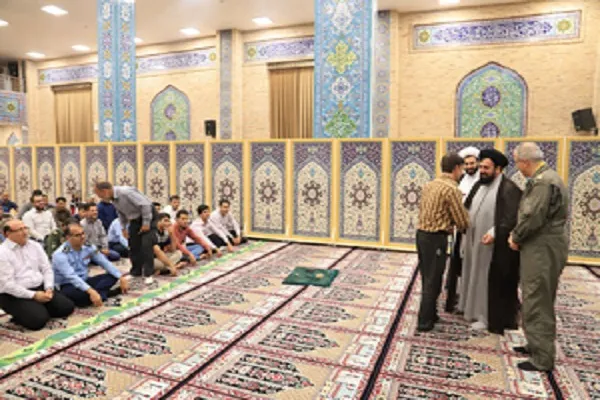 خادمان و قاریان پایگاه شکاری وحدتی تجلیل شدند