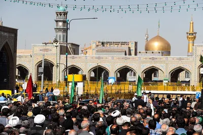 سیدرضا موید در حرم مطهر رضوی آرام گرفت