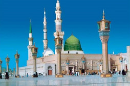تنظيم دورة قرآنية لتأهيل 30 طالبًا قطريًا بالمدينة المنورة