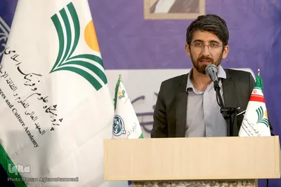 مراسم رونمایی از جدیدترین نرم افزارهای موبایلی پژوهشگاه علوم و فرهنگ اسلامی در نمایشگاه قرآن
