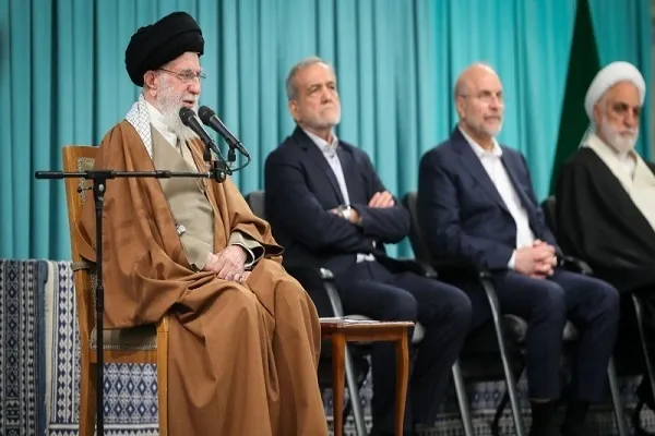 د اسلامي نړۍ یووالی او وحدت ،د سترو قدرتونو د باج غوښتنو پر وړاندې د درېدا یوازینۍ لاره (مقاله)