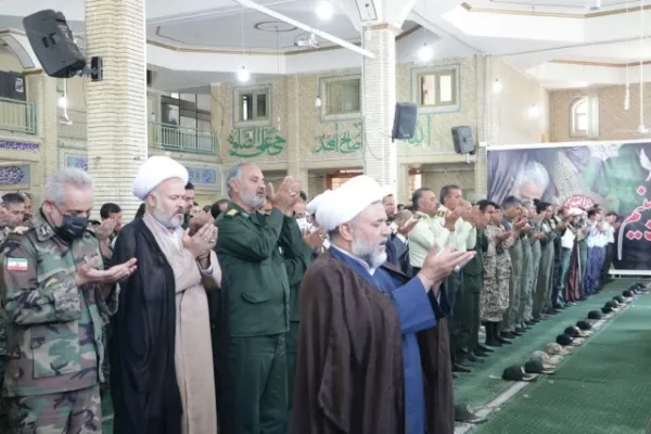 نماز وحدت‌بخش نیروهای مسلح مستقر در کرمان برگزار شد