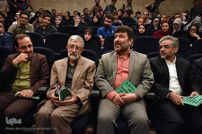 رونمایی از تازه ترین کتاب فاضل نظری