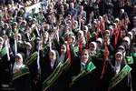 خروش دانش‌آموزان و مردم ملایر علیه سیاست‌های آمریکا و رژیم صهیونیستی در 13 آبان