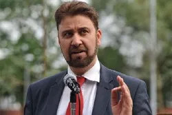 UK MP Writes to Macron, Voices Concerns over Islamophobia in France