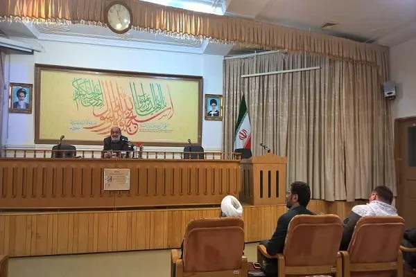 فرقه‌سازی‌‌های دینی به منظور فرار از وظایف الهی بوده است