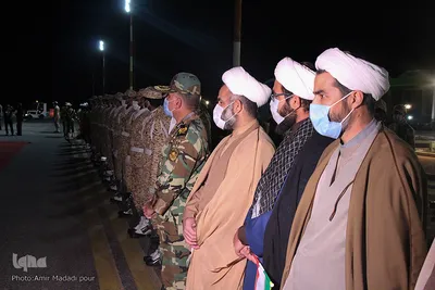 استقبال از ۵ شهید گمنام در فرودگاه بیرجند