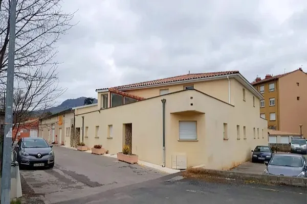 France : Rassemblement devant la mosquée de Millau pour le 