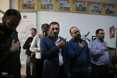 تشییع پیکر مادر 4 شهید دوران دفاع مقدس در شهیدآباد فارس