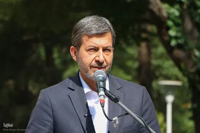 آیین بهره‌برداری از «گذر صنایع دستی» در اصفهان