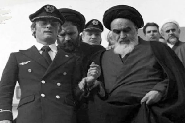 «این هفته در تاریخ» از آغاز ساخت برج ایفل تا بازگشت امام راحل به ایران