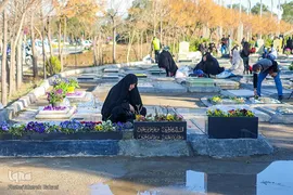 زیارت اهل قبور در آخرین پنجشنبه سال