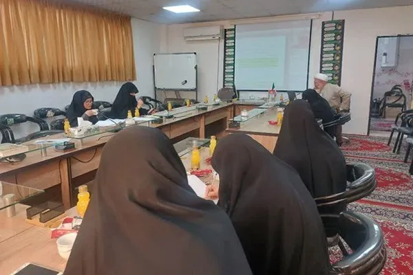 پرهیز از نگاه حداقلی به دین در ساحت تربیت