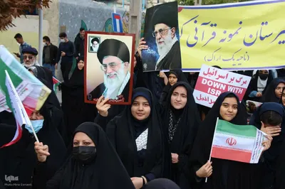 حضور اراکی‌ها در راهپیمایی 13 آبان