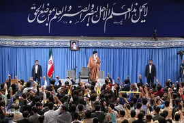دیدار دانش‌آموزان و دانشجویان با رهبر انقلاب اسلامی