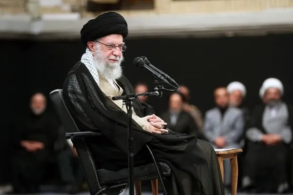 پخش زنده دیدار فعالان دفاع مقدس و مقاومت با رهبری