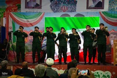 آیین ملی میهمانی لاله‌ها در گلستان شهدای اصفهان