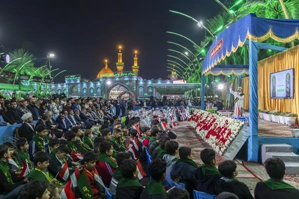 برنامه قرآنی ویژه کودکان در بین‌الحرمین +عکس