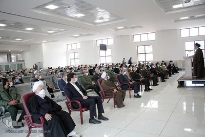 آيين استقبال نمادين از ورود تاريخي امام(ره) در فرودگاه شهيد صدوقي يزد‎‎