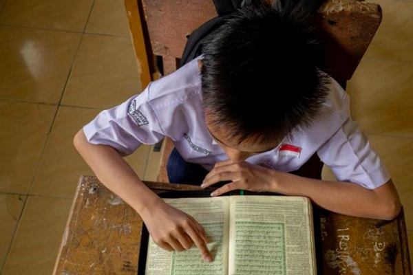 Plan Aims to Boost Quran Education for Middle School Students in Indonesia’s Padang