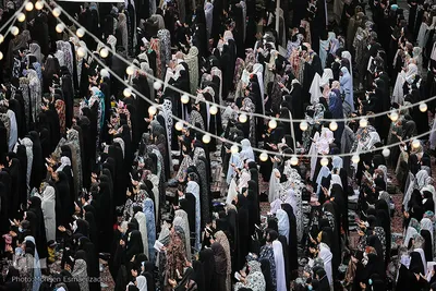 اقامه نماز عید فطر در حرم مطهر رضوی‎
