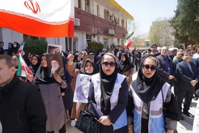 اجتماع کادر بهداشت و درمان لرستان در اعلام انزجار از حملات آمریکا و اسرائیل به مراکز درمانی کشور