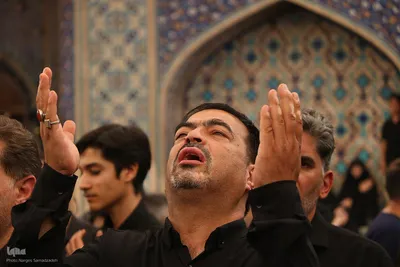 عزاداری ظهر تاسوعا زیر خیمه چندصدساله هارونیه اصفهان