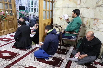⁨تحویل سال نو در امام زاده محمد(ع) و سکینه خاتون(س) کرج