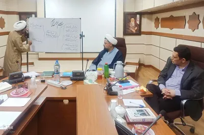 مرحله پایانی نخستین دوره تربیت مربی تدبر در اصفهان