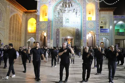 شب عاشورای حسینی در حرم شاهچراغ(ع)