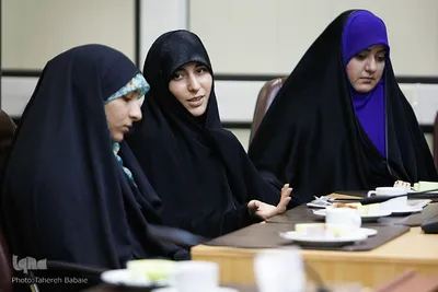 مراسم تقدیر از دانشجو معلمان قرآنی
