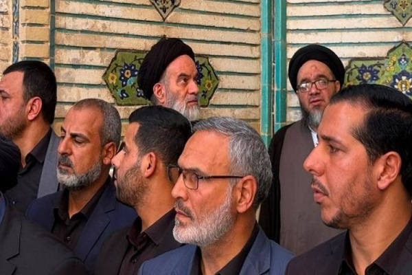 Anwesenheit der Söhne von Großajatollah Sistani bei Beerdigung des Märtyrer-Oberhaupts